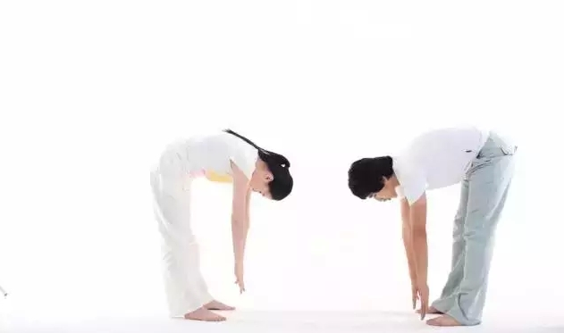 向前屈身弯腰运动有什么好处?-什么运动锻炼腰